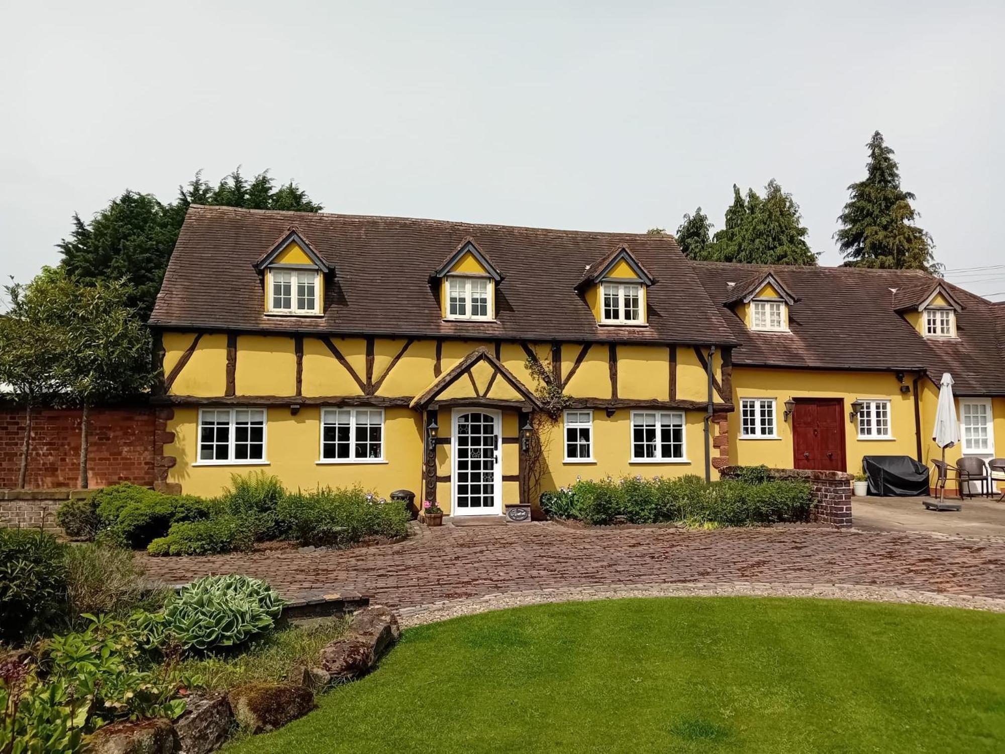 Dovehouse Farm Villa เบอร์มิงแฮม ภายนอก รูปภาพ